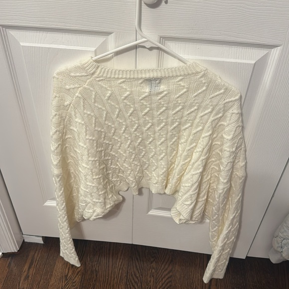 Princess Polly White Ainsley Cream Cable Knit Cropped Sweater - Picture 5 of 5